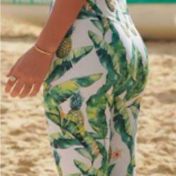 Love Fitness Apparel Pants - Love Fitness Tropical Leggings Size M